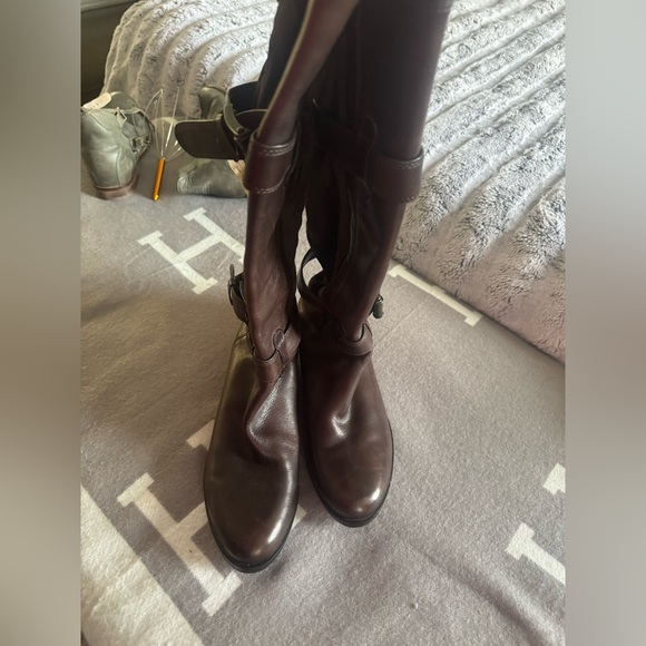 Cole Haan Air Whitley Nike Air Buckle Boot Size 8.5. Never worn - Picture 2 of 4